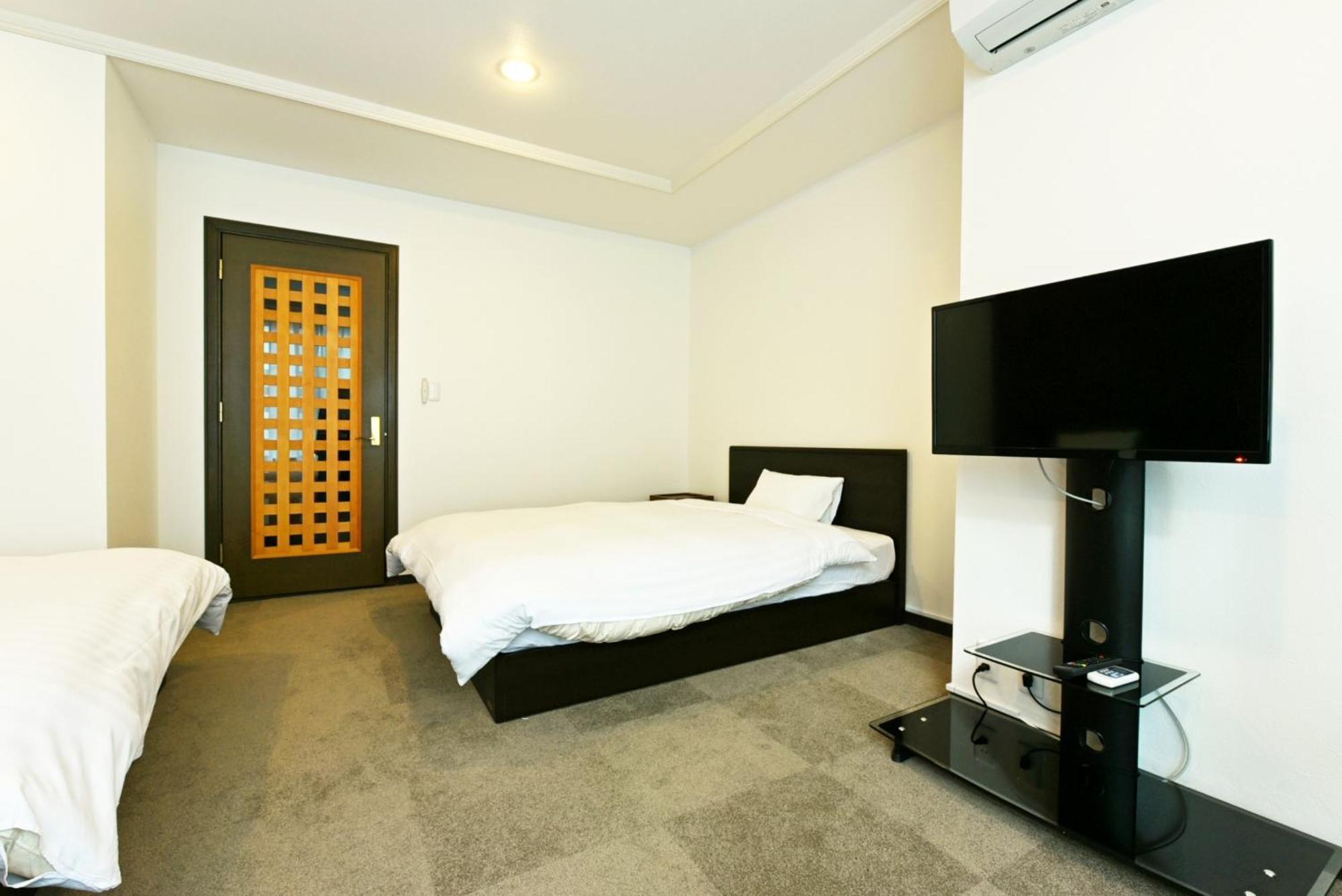 Hostel Pleasure Maruyama Sapporo Phòng bức ảnh